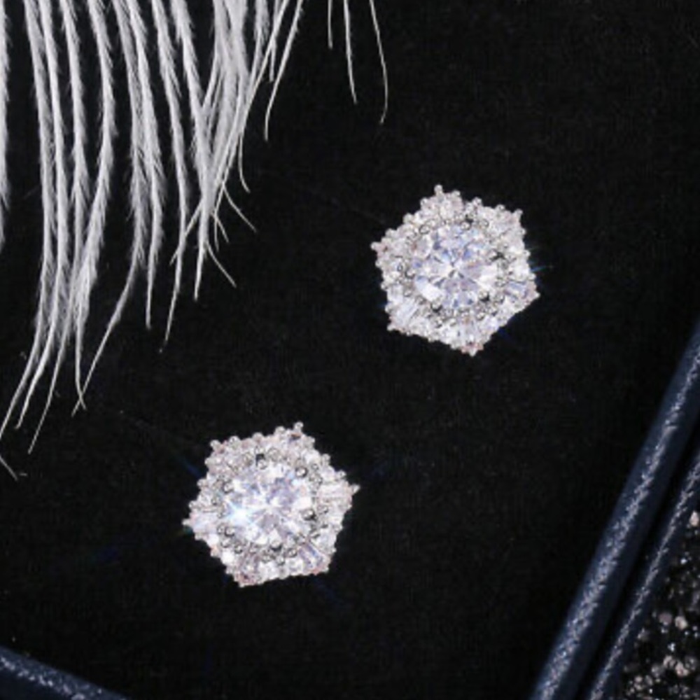 925 Silver Stud Earrings for Women A Pair/set - Picture 4 of 8